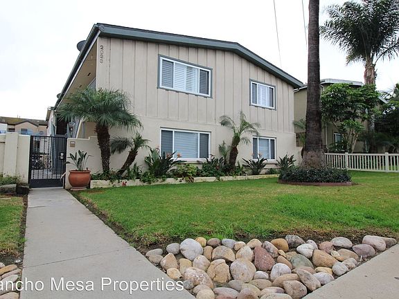 3rd image of 2033 Oliver Ave #1