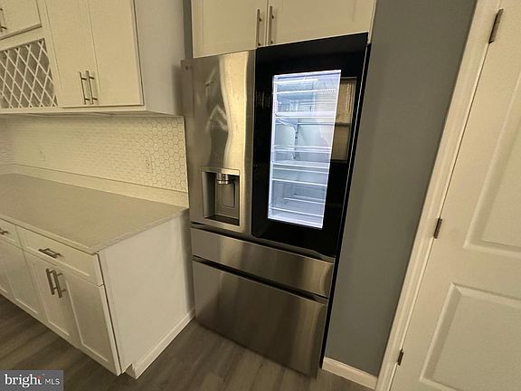 3rd image of 4666 Duffield St