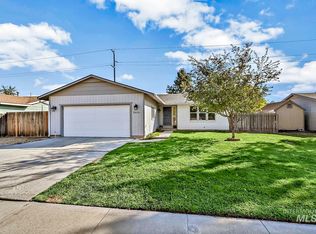 5656 Millrun Ave, Garden City, ID 83714