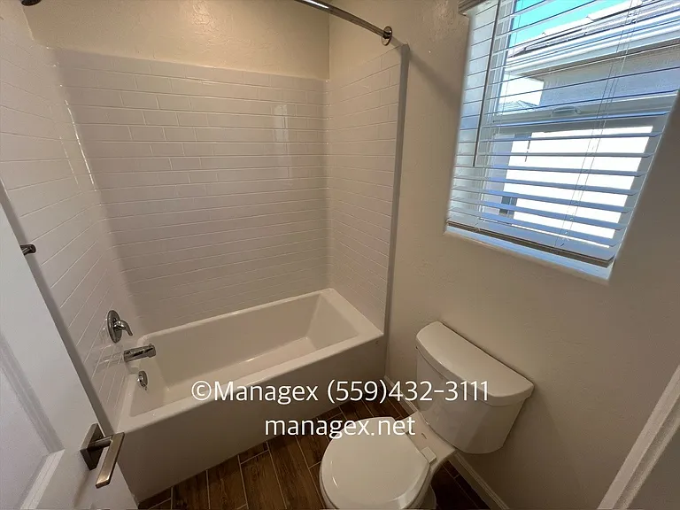 1516 Vintage Ln — Photo 16