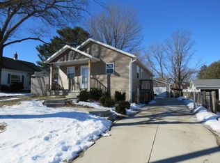 460 W Wilson Ave, Stevens Point, WI 54481