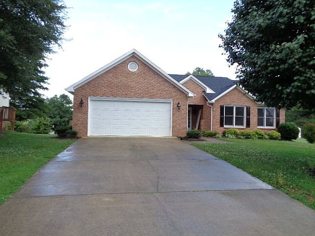 1st image of 6075 Kenridge Cir