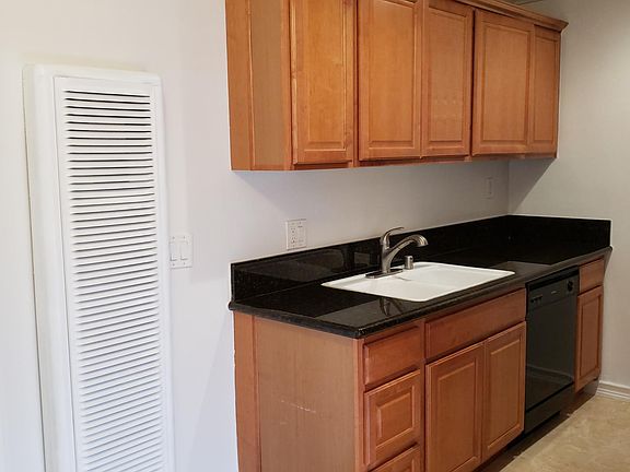 4th image of 4415 Inglewood Blvd APT 12
