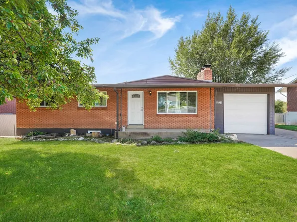 2735 N 400 E, North Ogden, UT 84414