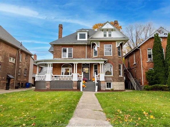 129 William St S, Chatham Kent, ON N7M 4S7