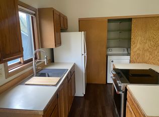 3917 Lunar Dr #3, Anchorage, AK 99504
