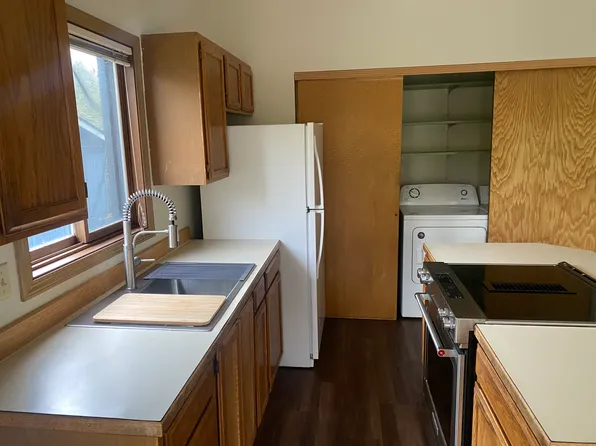 3917 Lunar Dr #3, Anchorage, AK 99504