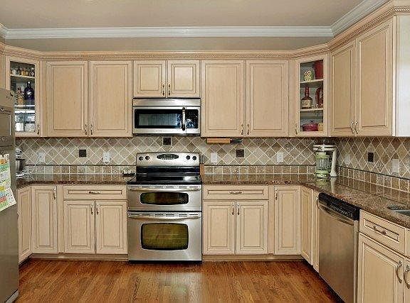5th image of 2653 Red Leaf Dr