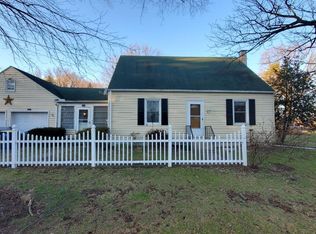 902 Nixon Dr, Mechanicsburg, PA 17055