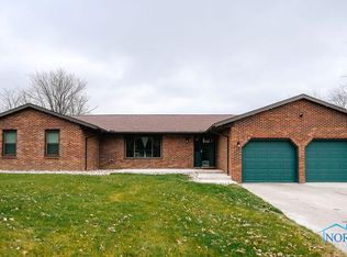 2509 Westmoor Rd, Findlay, OH 45840