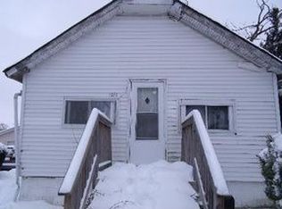 1237 Grand Blvd, Aurora, IL 60505