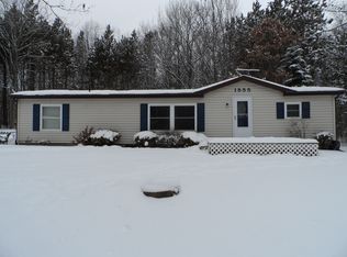 1555 N La Pearl Rd, Weidman, MI 48893