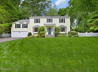23 Stoney Ridge Ln, Riverside, CT 06878
