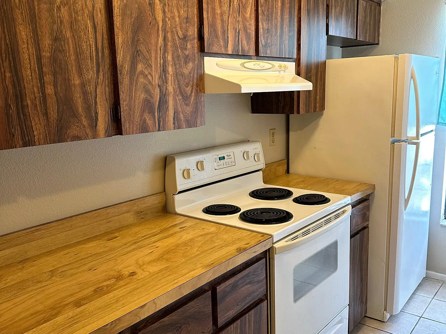 2 bed, 927 sqft, $1,400 — Photo 4
