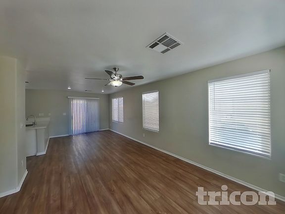 2nd image of 6020 Saint Petersburg Dr