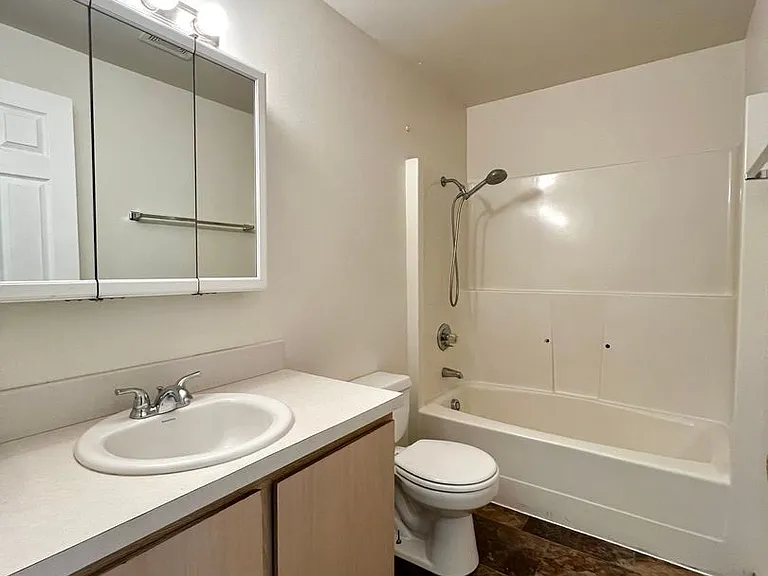 1409 Folsom Ave — Photo 10