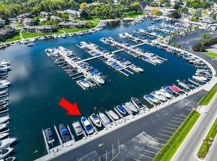 271 Fontana Blvd #556, Fontana, WI 53125