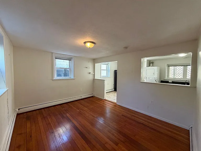 46 Lincoln St — Photo 11