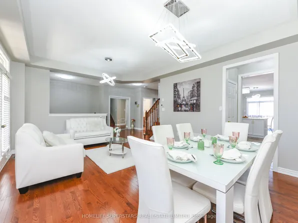 5 Amy Ave, Brampton, ON L6P 3L7