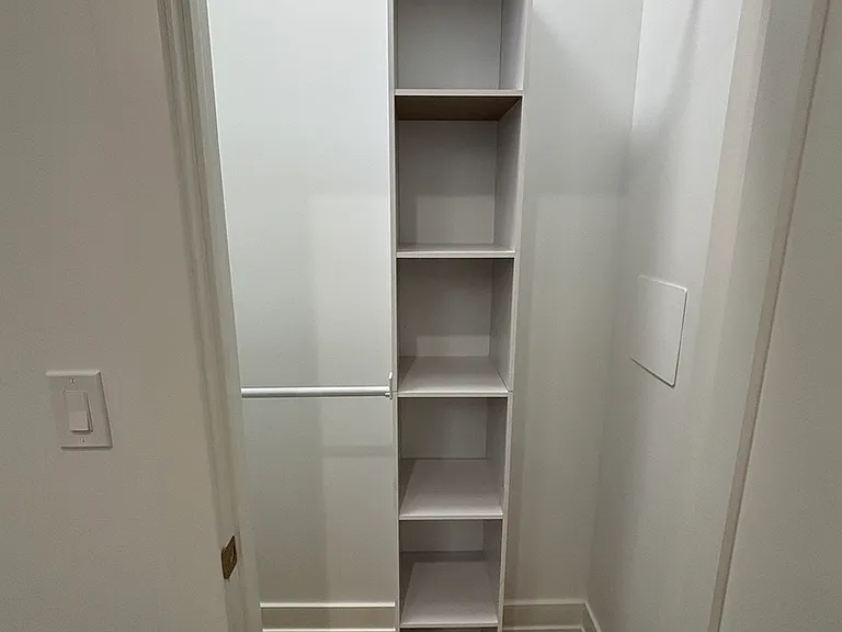 6042 S Eberhart Ave #2 — Photo 17