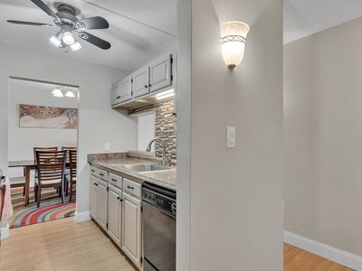 111 Devir St APT 202, Malden, MA, 02148