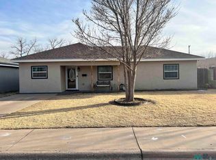 1005 W Clayton Ave, Artesia, NM 88210