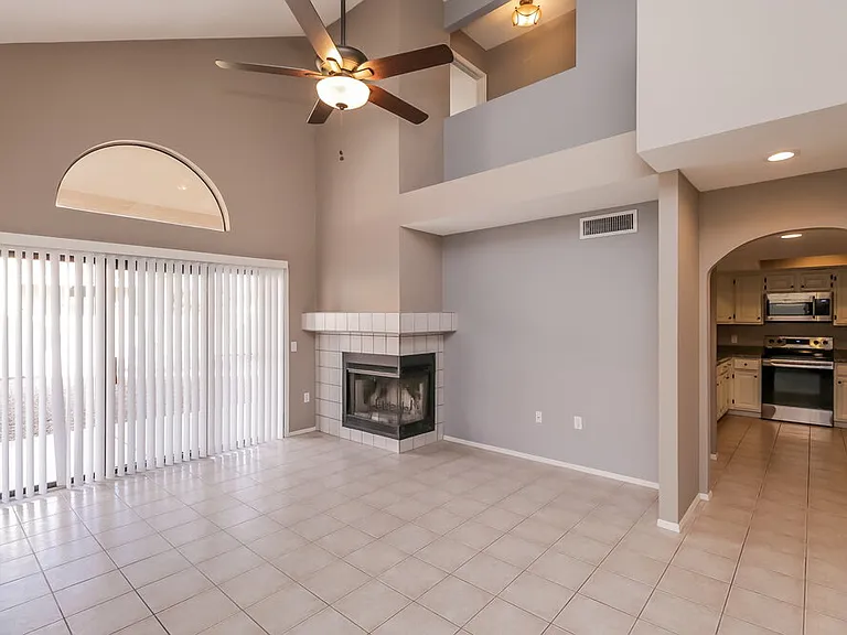 1534 E Campbell Ave — Photo 5