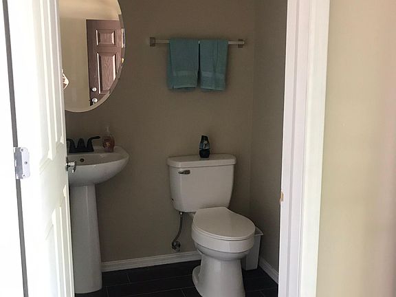 Entry bathroom