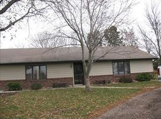 1372 S 148th Rd, Adams, NE 68301