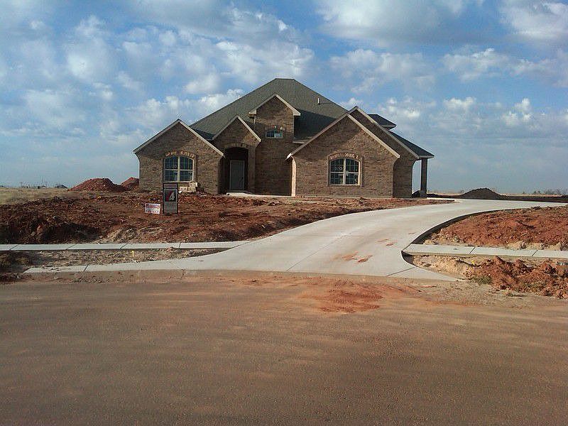 1st image of 5800 SE 144th St