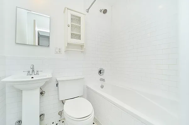 Rented by Living New York | media 21