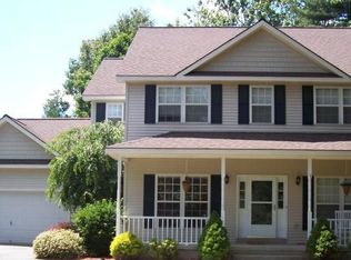 3 Jodi Ln, Gansevoort, NY 12831