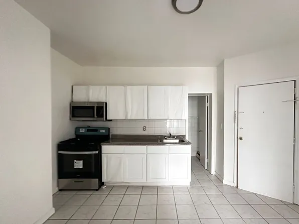 164 Seaview Avenue image 1 of 6