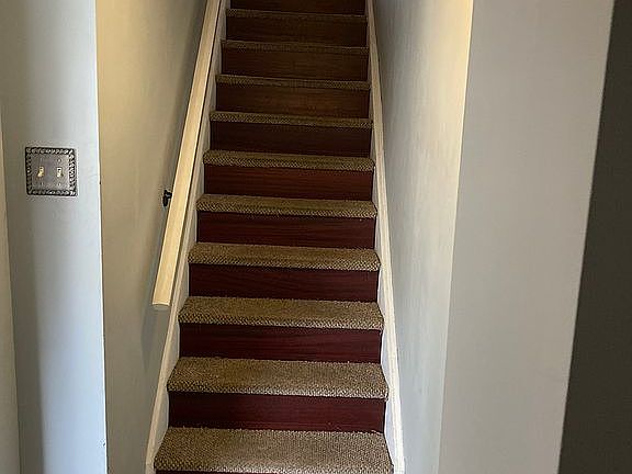 Entrance staircase