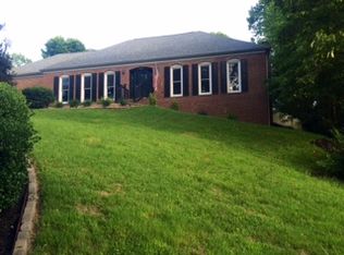 1510 Dunbarton Dr, Maryville, TN 37803