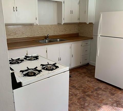 4th image of 524 W 9th St #524