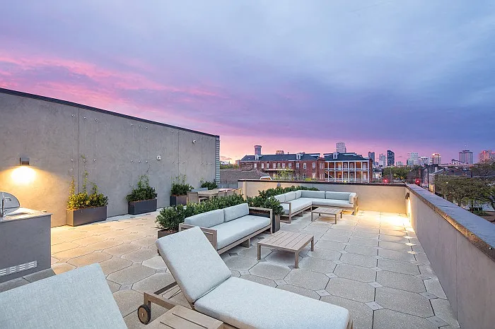 The Julian Apartments — Photo 18