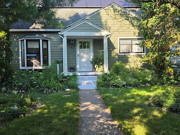 2nd image of 901 Duncan St