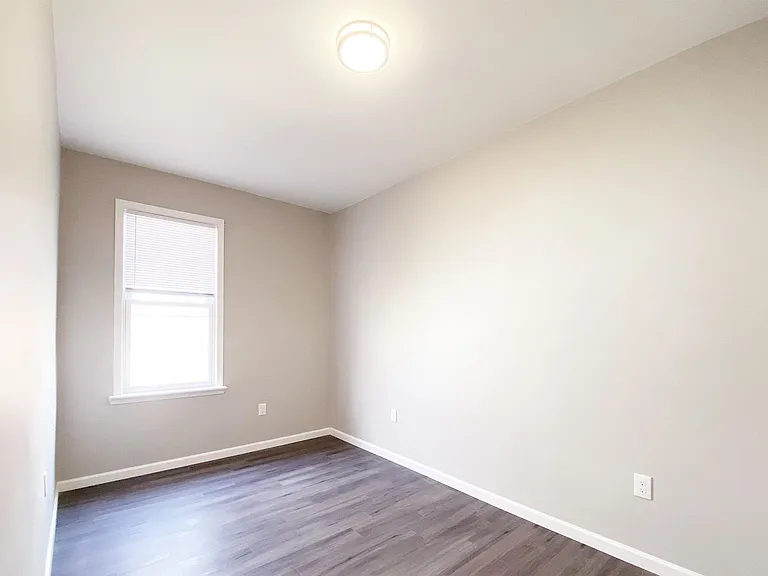 48 Dwight St #2 — Photo 15