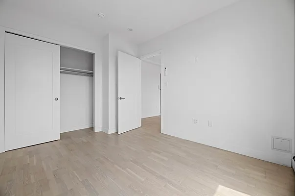 Rented by REAL New York | media 37