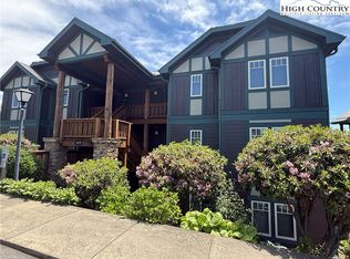 277 Indian Paintbrush Dr #R122, Banner Elk, NC 28604