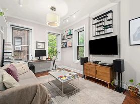131 Thompson St