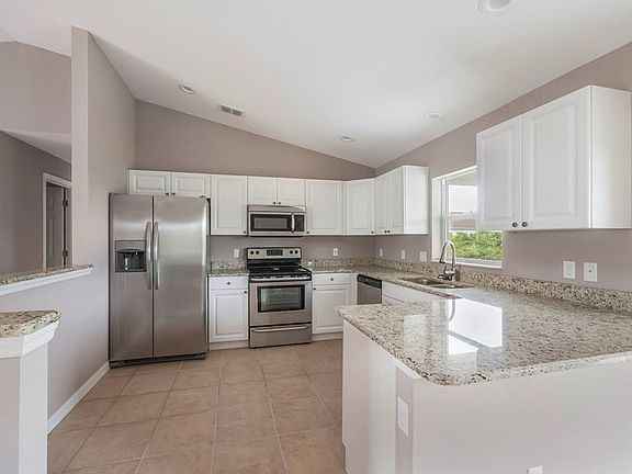 Sunshine III Kitchen