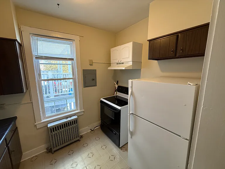 3 E Main St #2 — Photo 6