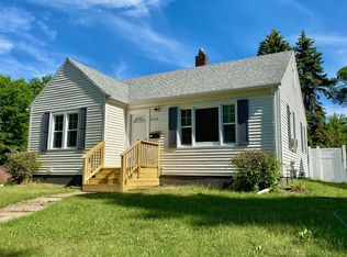 2210 University Ave, Grand Forks, ND 58203