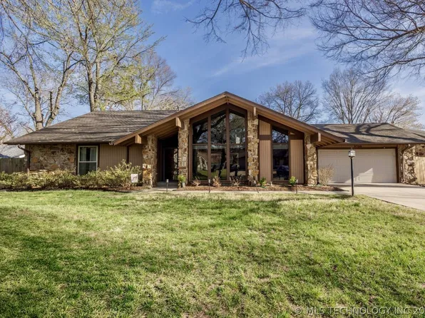 3720 E 82nd Ct, Tulsa, OK 74137