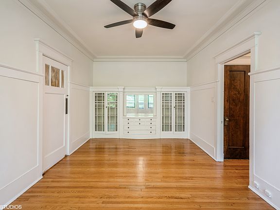 3rd image of 5600 S Dorchester Ave #5602-2