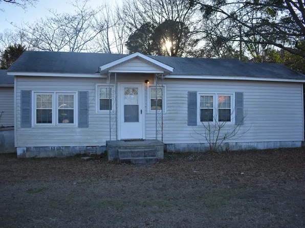715 N Main St, Darlington, SC 29532
