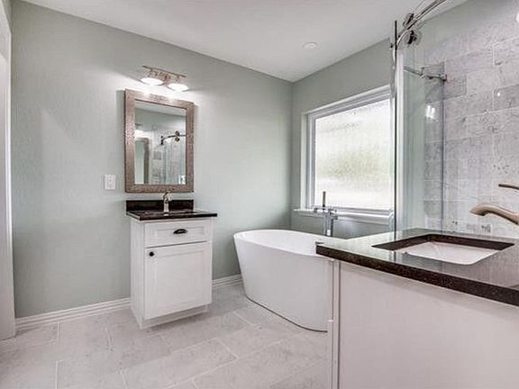 4th image of 303 E Monte Carlo Blvd