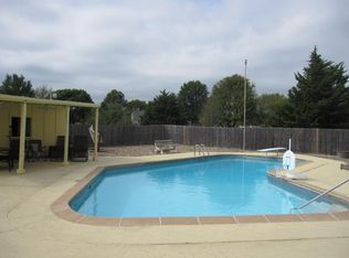 20004 Riggs St, Stilwell, KS 66085